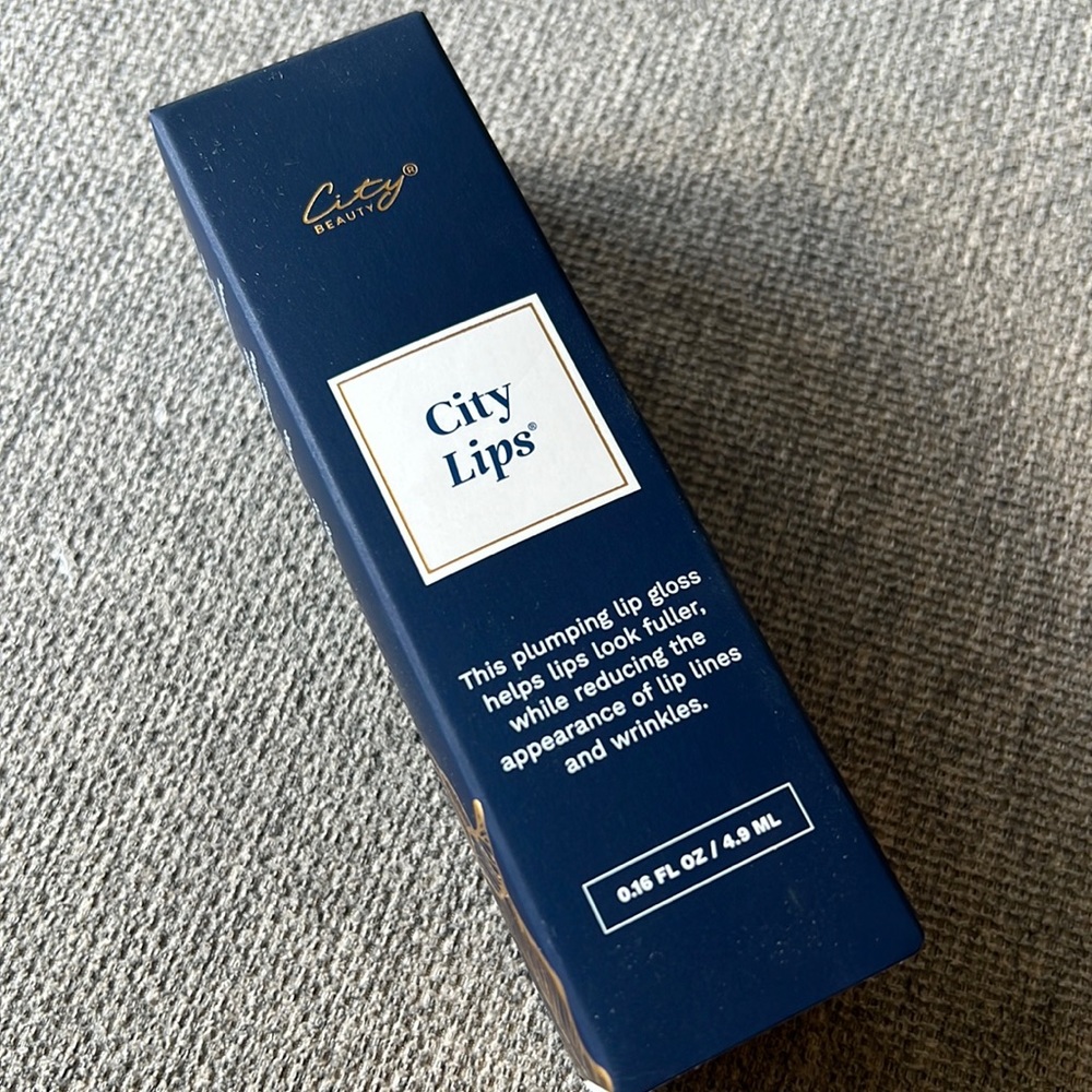 City Lips Plumping Lip Gloss